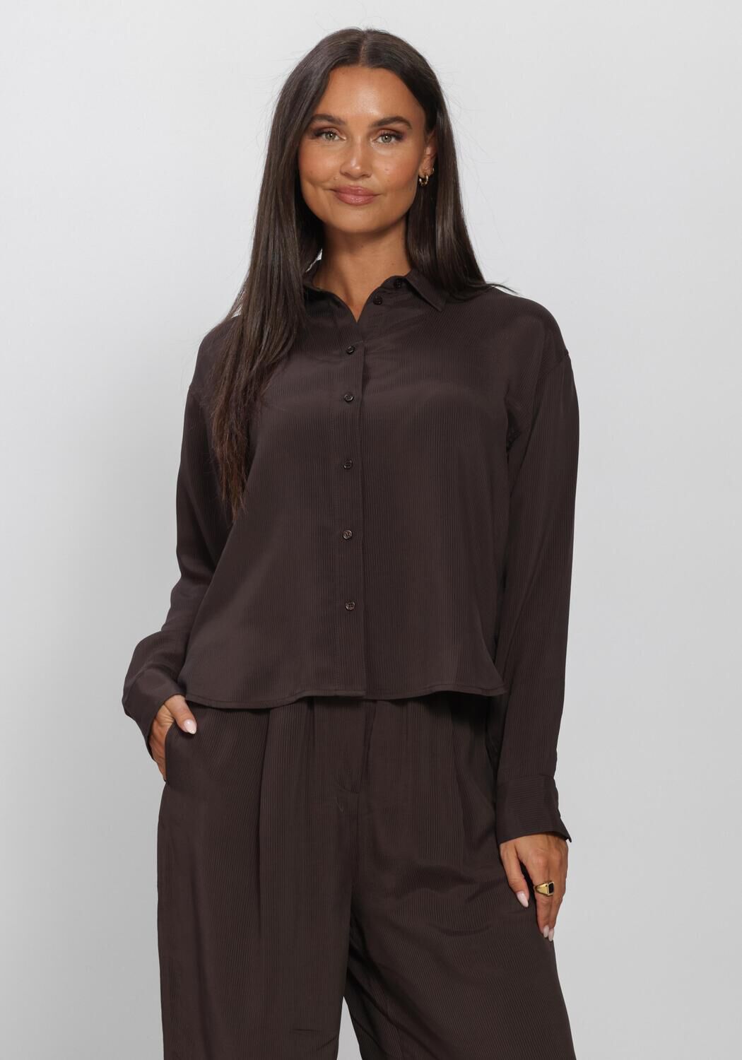 Bruine BY-BAR  KRIS SATIN STRIPE BLOUSE - large