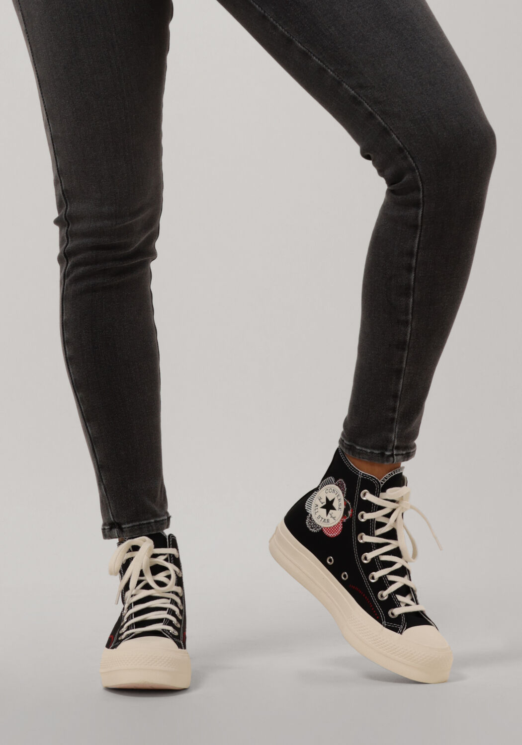 CONVERSE Baskets montantes CHUCK TAYLOR ALL STAR LIFT HI en noir - large