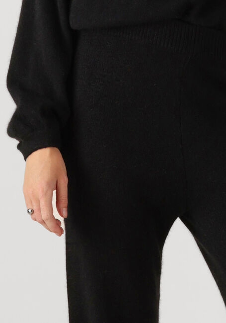 Zwarte TWNS Flared broek GREENFIELD - large