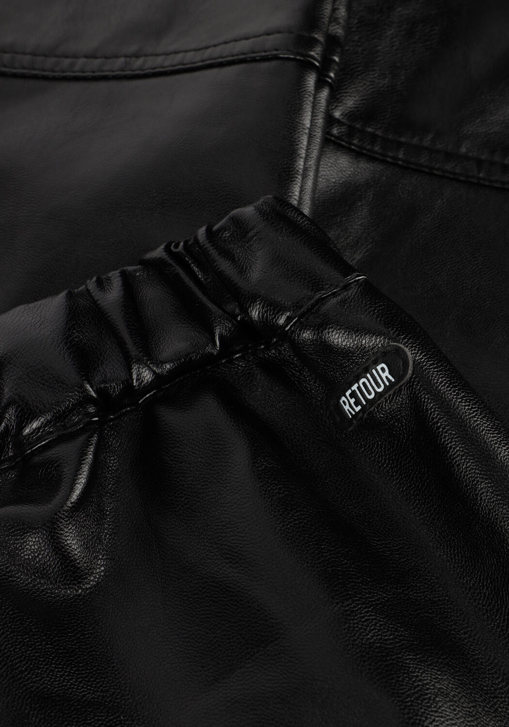 Zwarte RETOUR Wijde broek HEIKE - large