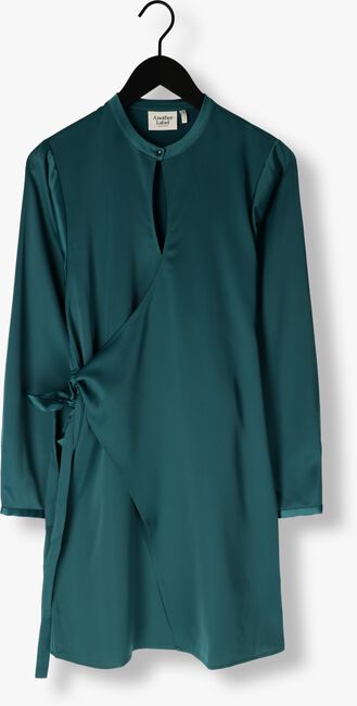 ANOTHER LABEL Mini robe GAIA DRESS en vert - large