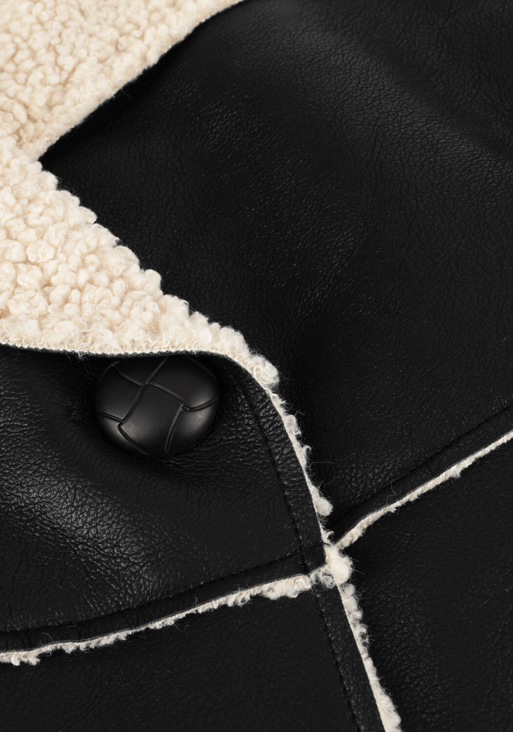 AIMEE THE LABEL Gilet DENVER en noir - large