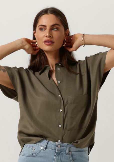 KNIT-TED Haut JADE en vert - large