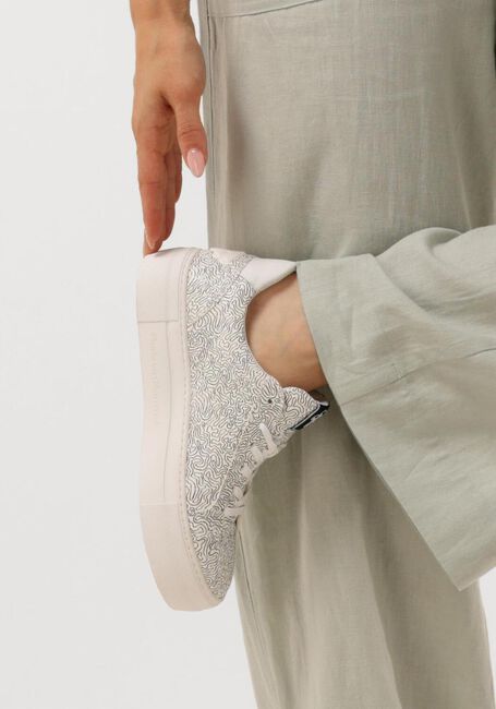 Witte FLORIS VAN BOMMEL Sneakers SFW-10059 Witte FLORIS VAN BOMMEL Sneakers SFW-10059 - large