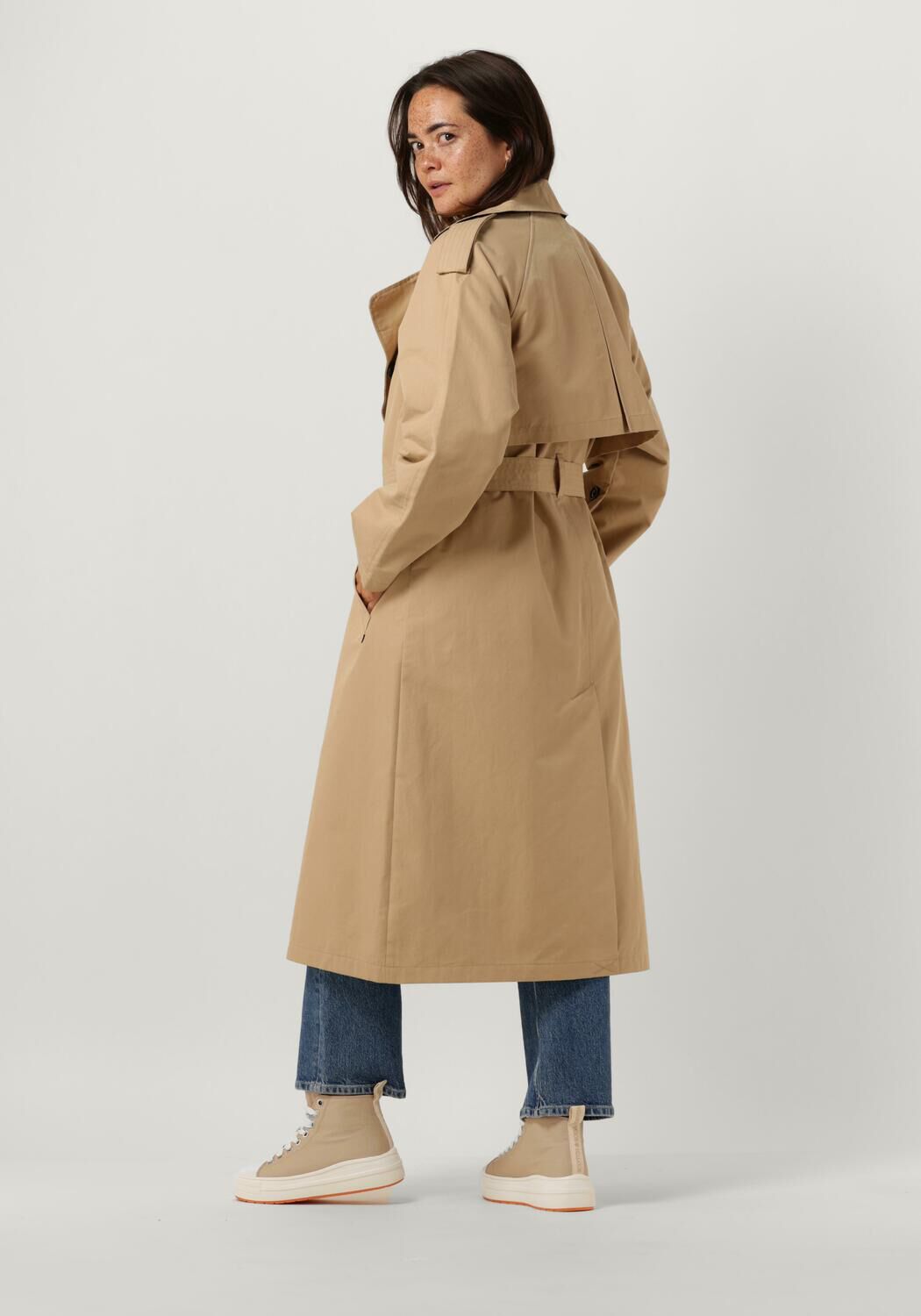 SCOTCH SODA Trenchcoats OVERSIZED CLASSIC TRENCH Sable Omoda