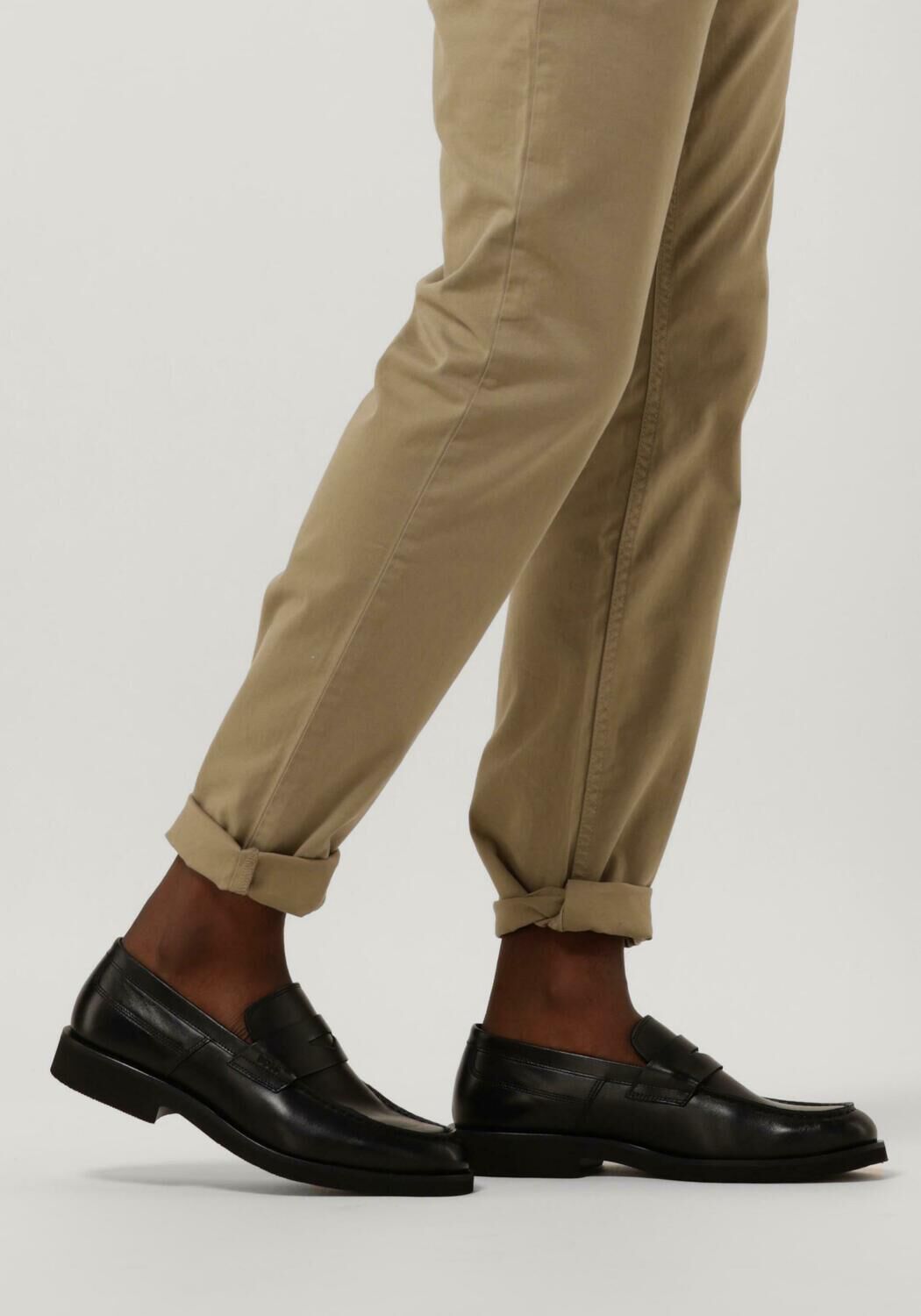 BOSS BAIRD LOAF Chaussures &agrave; enfiler en noir - large