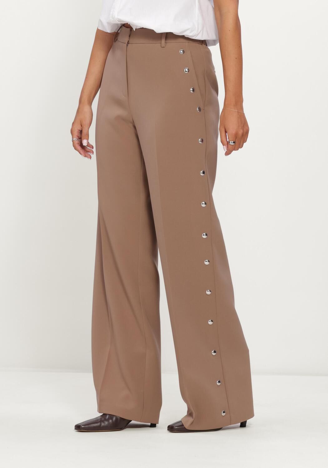 DANTE6 VEY STUDDED SMART PANTS Pantalons en marron - large