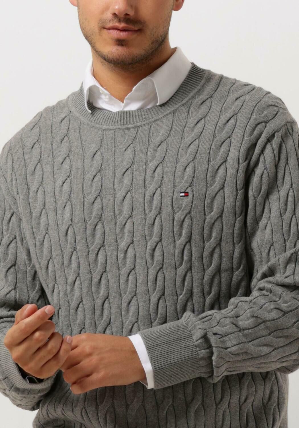 grijze tommy hilfiger trui classic cable crew neck