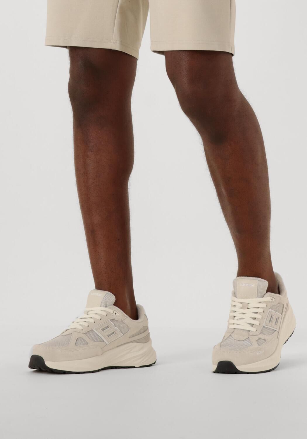 BLACKSTONE Baskets basses FLINT MOSS en blanc - large