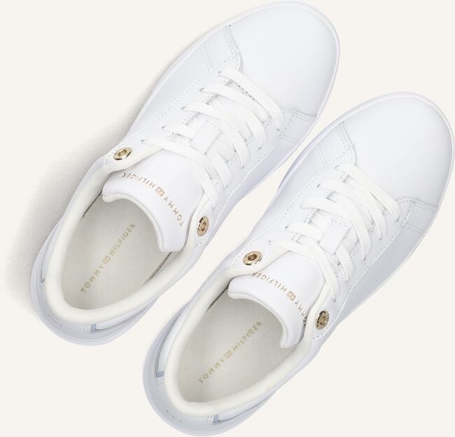 Witte TOMMY HILFIGER Sneakers CHIC COURT SNEAKER Witte TOMMY HILFIGER Sneakers CHIC COURT SNEAKER - large