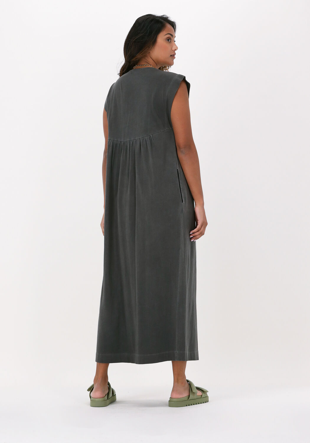 Leon top harper robe