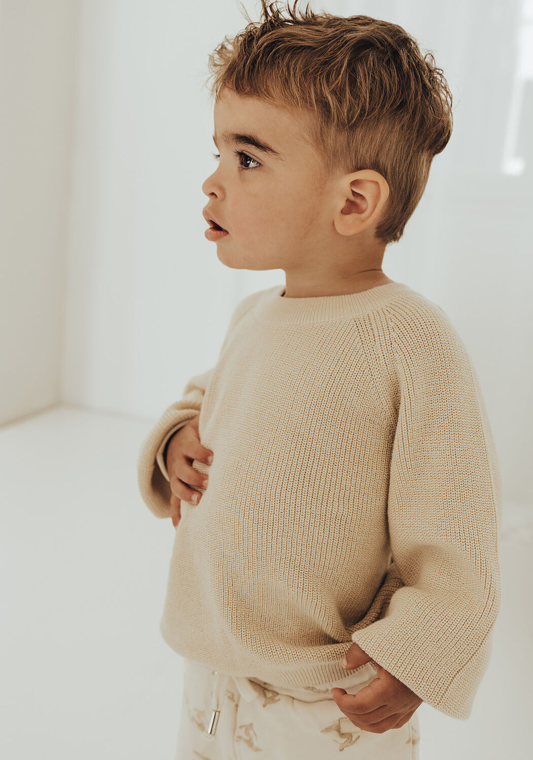 Zand BAJE STUDIO Trui KNITTED SWEATER UNISEX Omoda