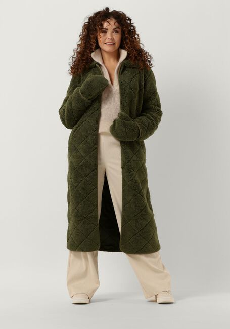 ANOTHER LABEL Manteau Teddy DANAE COAT en vert - large