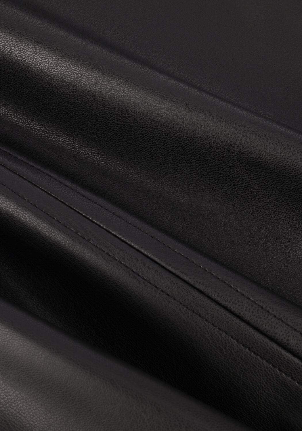 BRUUNS BAZAAR Jupe midi VEGANI IMMA SKIRT en noir - large