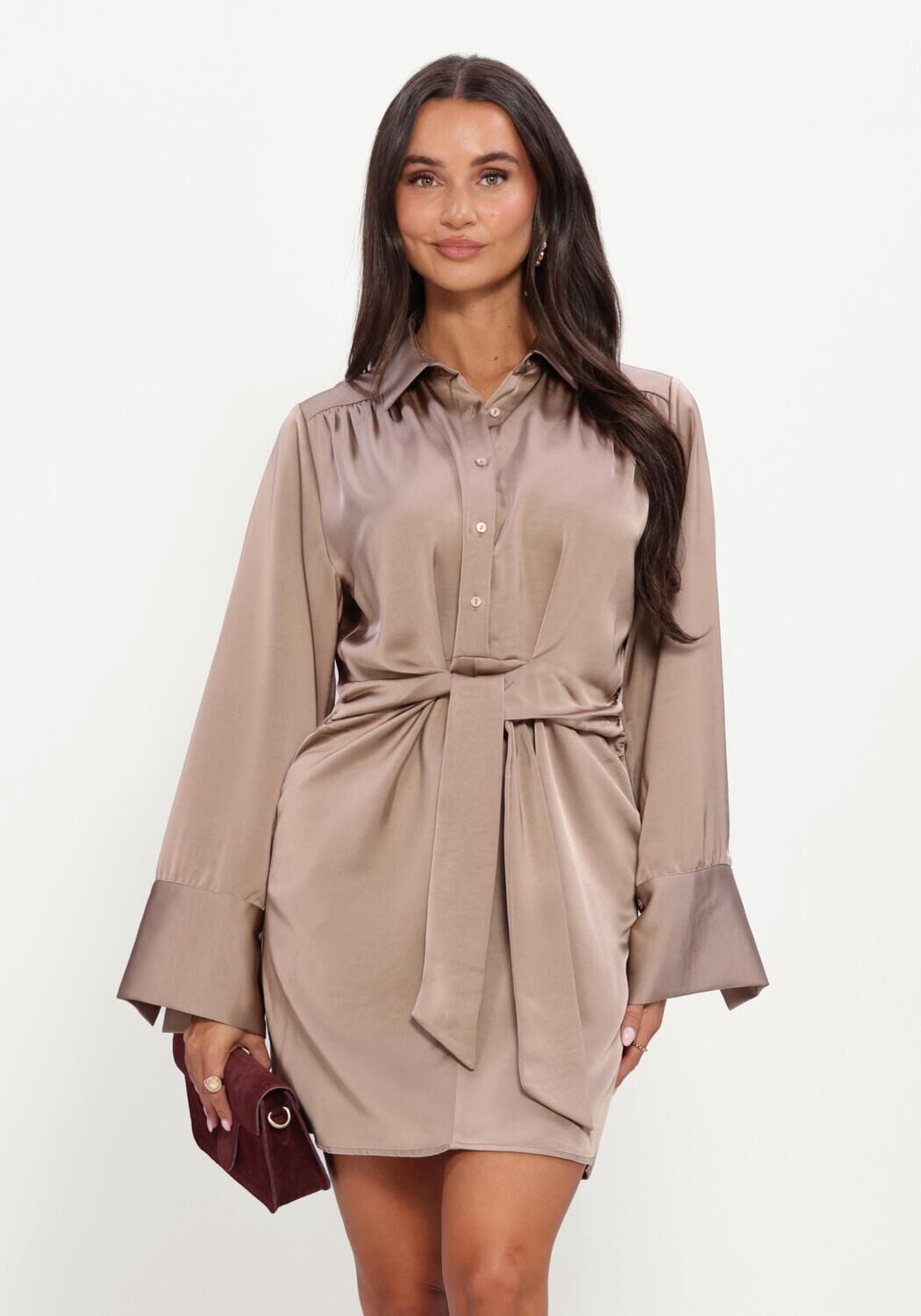 NEO NOIR Mini robe BIRIA HEAVY SATEEN DRESS en taupe