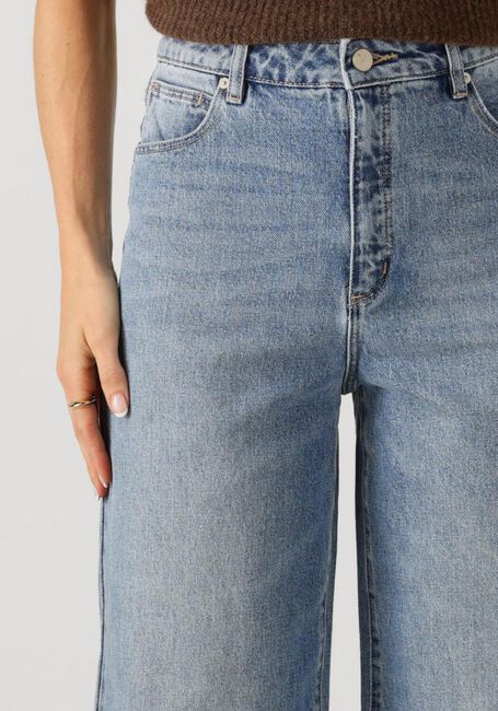 Lichtblauwe ABRAND JEANS Wide jeans HIGH WIDE PALOMA TALL - large