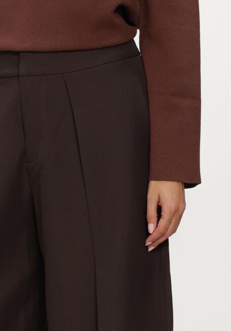 NEO NOIR Pantalon large LUCILLE STRUCTURE PANTS en marron - large