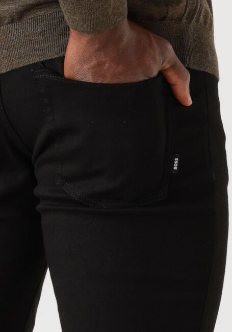 BOSS BLACK Slim fit jeans DELAWARE 10234158 01 en noir - large