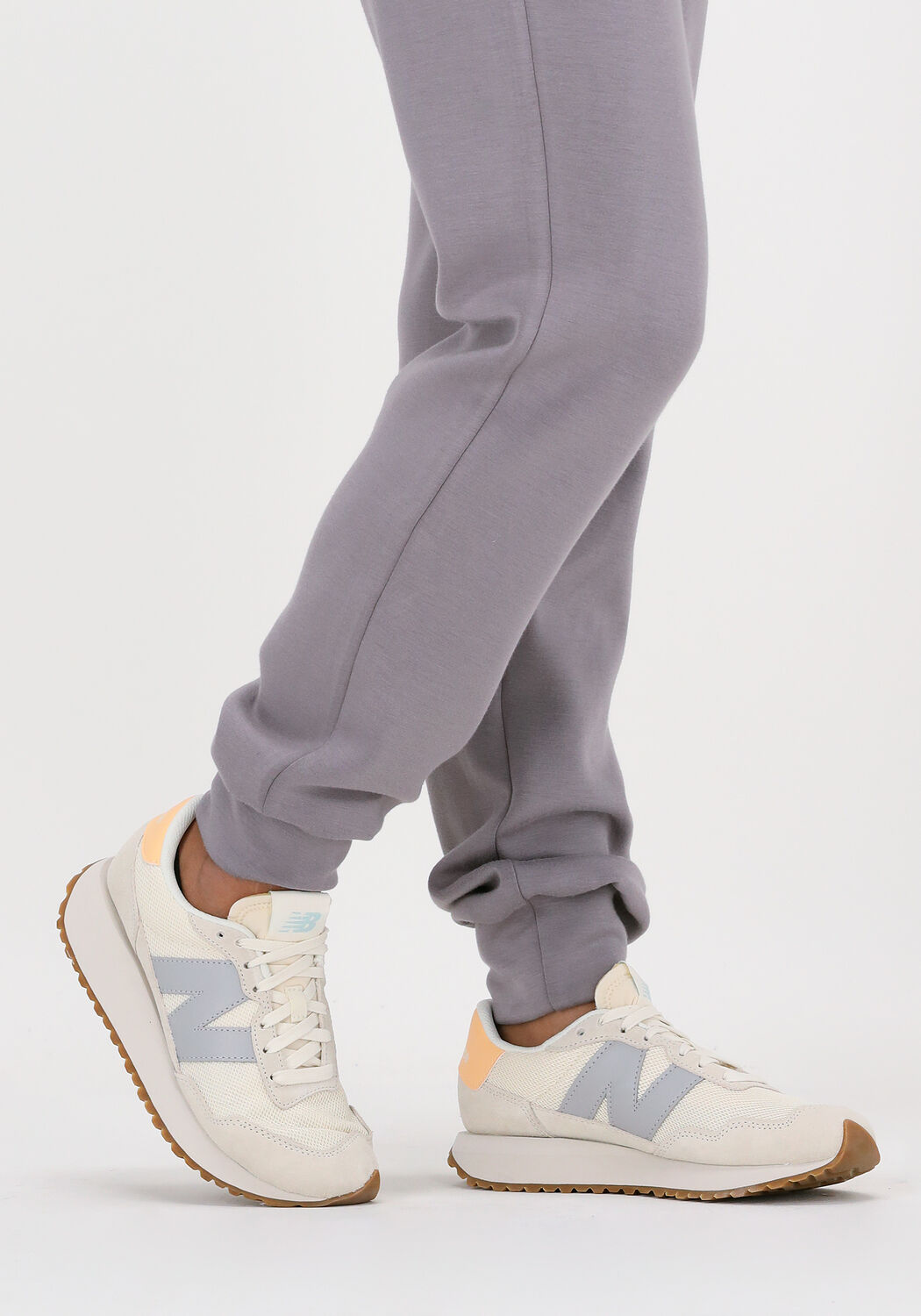 NEW BALANCE Baskets basses WS237 en beige - large