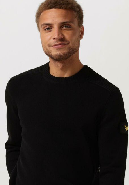 LYLE & SCOTT Pull SHOULDER DETAIL CREW NECK KNIT en noir - large