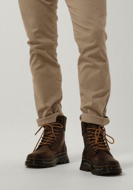 DR MARTENS Bottines à lacets TARIK en marron - large
