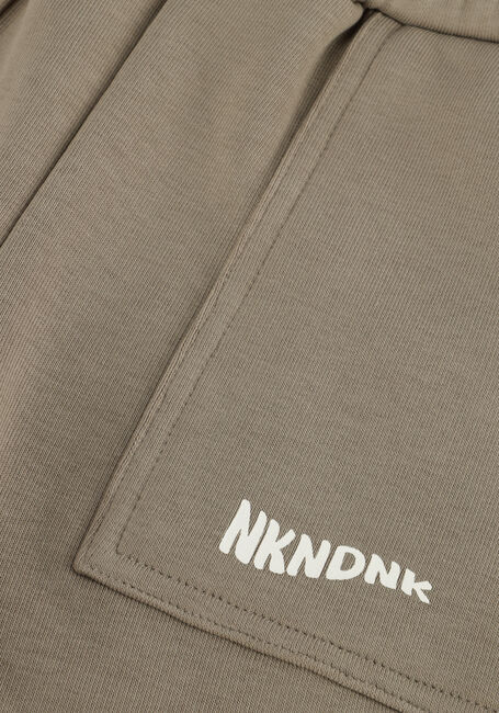 NIK & NIK ROCCO SWEATSHORTS Pantalons en taupe - large