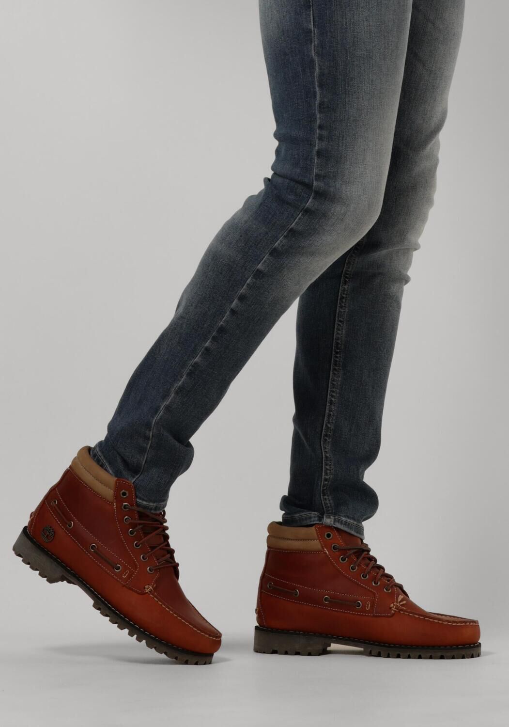 TIMBERLAND Bottines &agrave; lacets AUTHENTIC MID LACE UP BOOT M en cognac - large