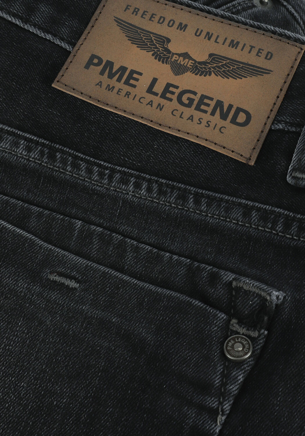 PME LEGEND SKYMASTER SHORTS TRUE BLACK DENIM Jeans en noir - large