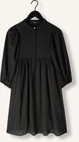 BRUUNS BAZAAR Robe midi SARINA DRESS en noir BRUUNS BAZAAR Robe midi SARINA DRESS en noir - medium