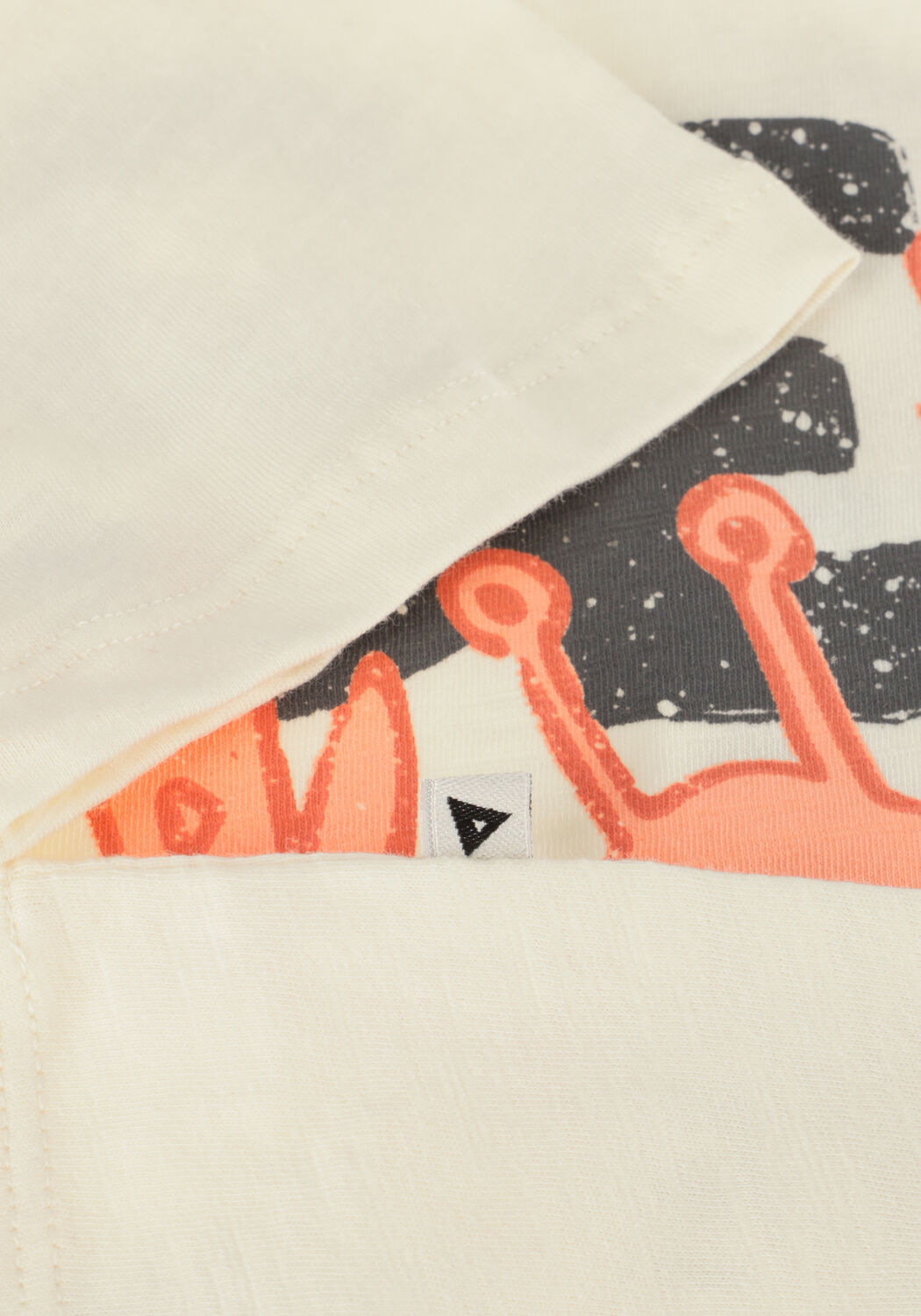 AMMEHOELA T-shirt AM.ZOE.70 en beige - large