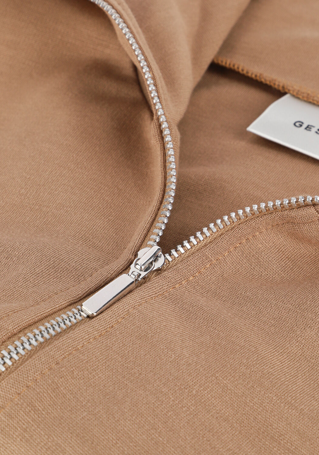 GESTUZ Pull MALBAGZ ZIPPER ROLLNECK en camel - large