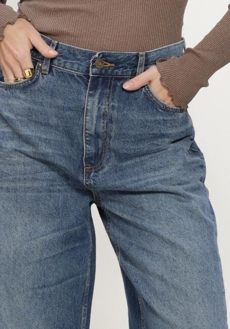 CIRCLE OF TRUST Straight leg jeans ROBIN DNM en bleu - large
