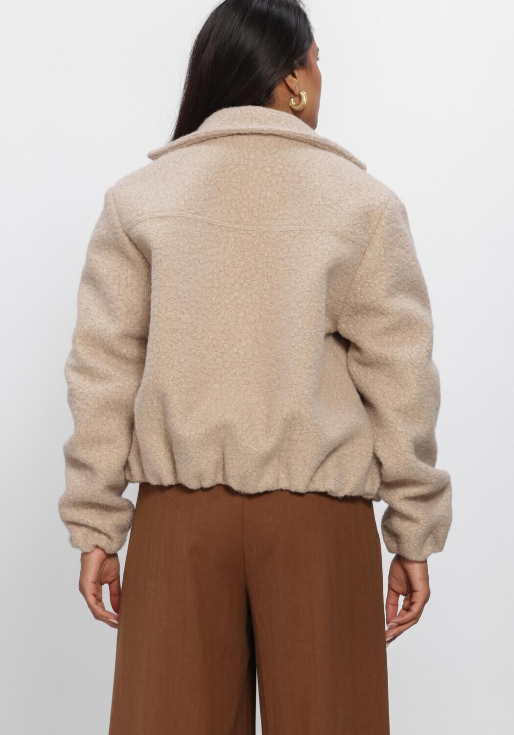 NUKUS Manteau Teddy MADELIN JACKET BOUCLE en beige - large