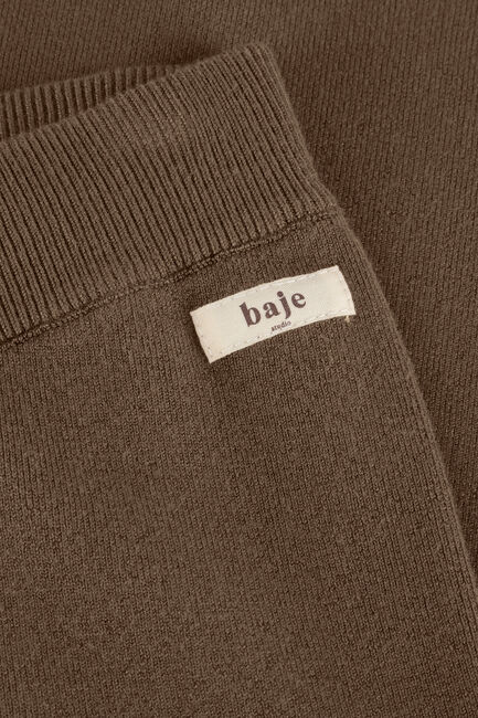 BAJE STUDIO Pantalons longs MAGGIA en marron - large