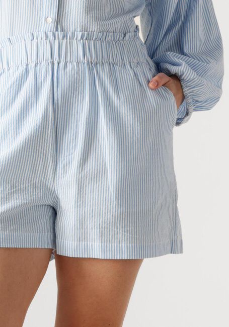 CIRCLE OF TRUST Pantalon courts GABY SHORT STRIPE en bleu - large
