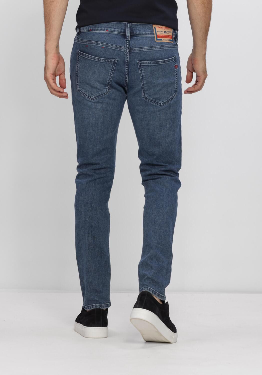 DIESEL Slim fit jeans 2019 D-STRUKT en bleu - large
