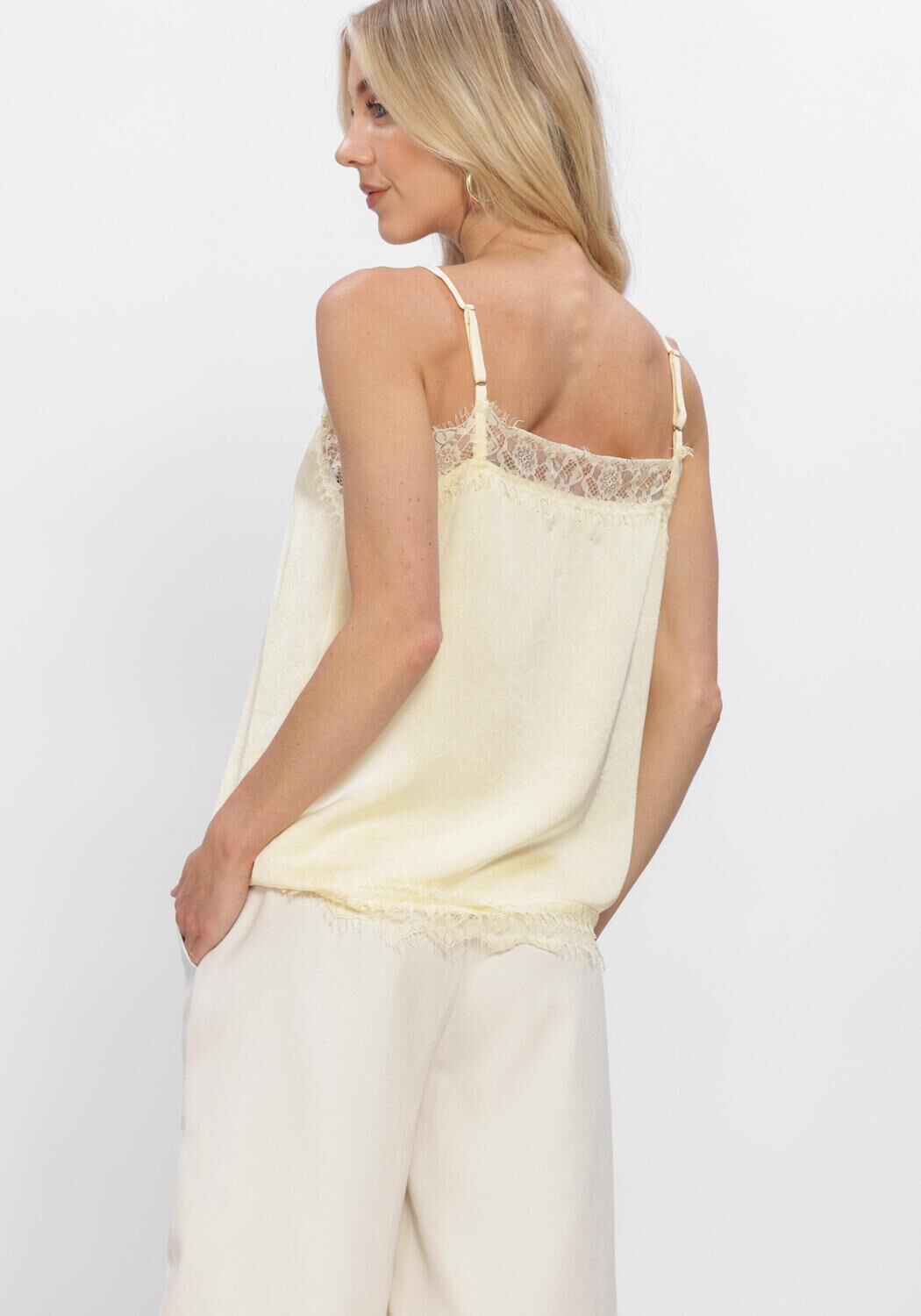 YDENCE TOP CALLIE Hauts & T-shirts en jaune - large