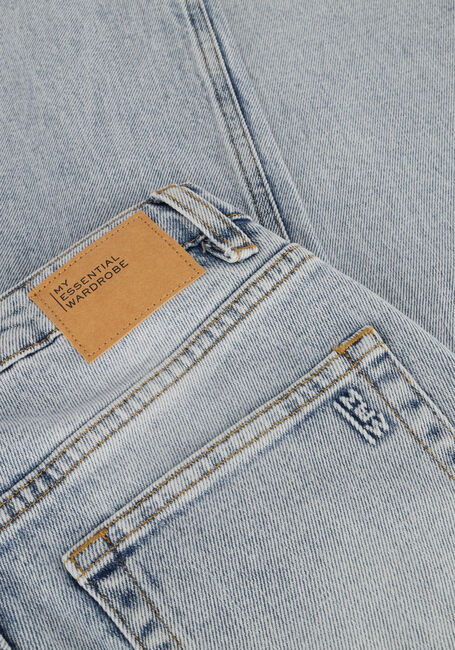 MY ESSENTIAL WARDROBE 35 THE LOUIS 139 HIGH WIDE Y MY ESSENTIAL WARDROBE 35 THE LOUIS 139 HIGH WIDE Y - large