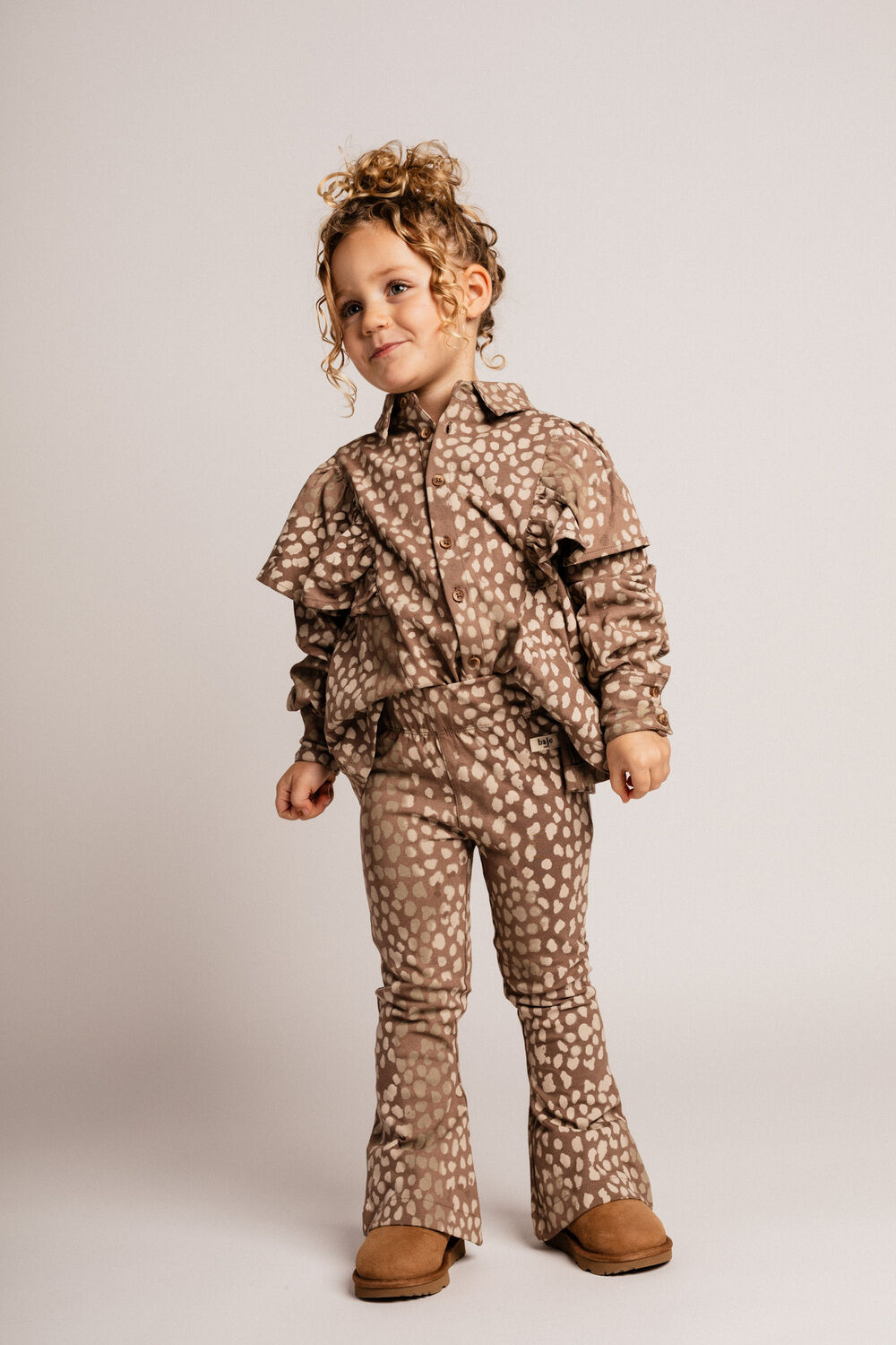 Bruine BAJE STUDIO Flared broek PREDA - large