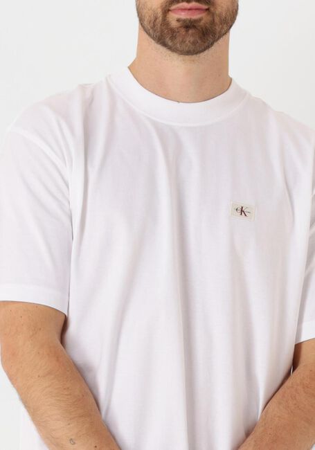 CALVIN KLEIN T-shirt WOVEN LABEL RELAXED TEE en blanc - large