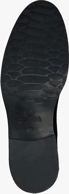 FRED DE LA BRETONIERE Chaussures à lacets 184010001 en noir - large