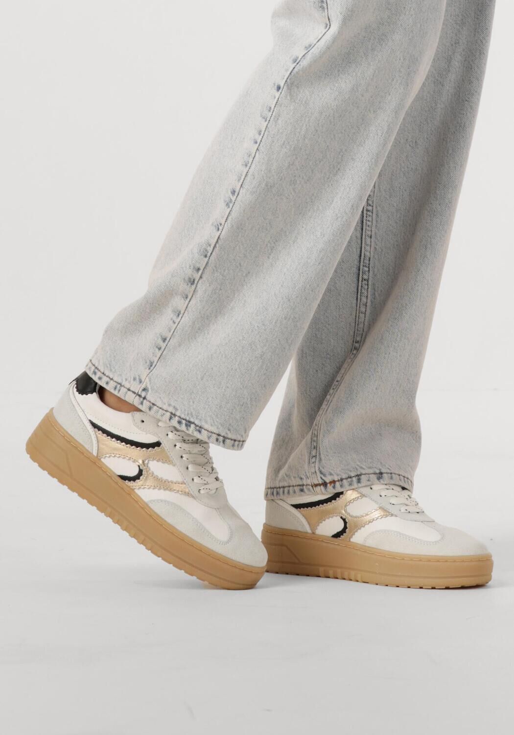 Witte NOTRE-V Sneakers ANEMONE-63 - large