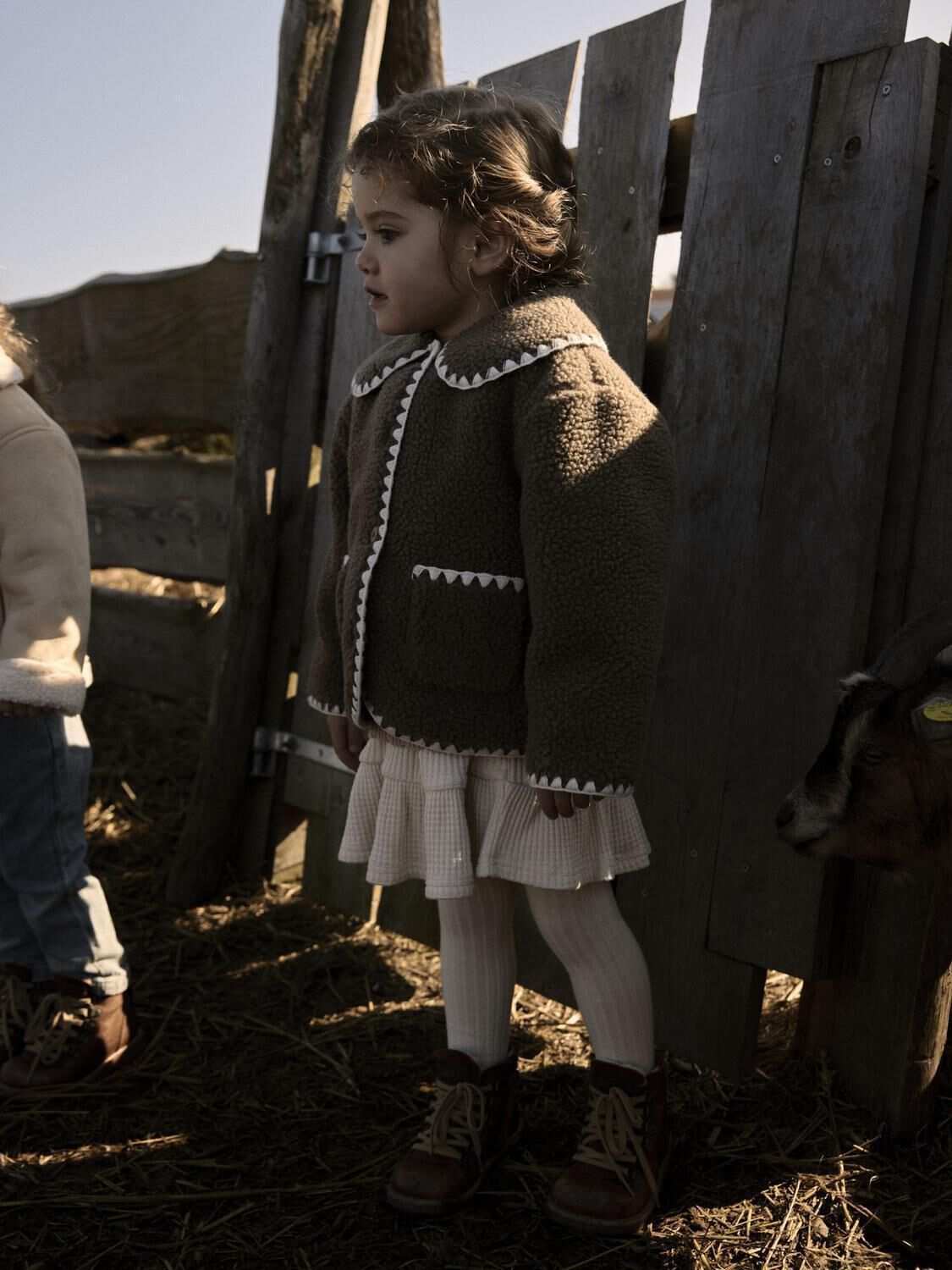 LIL' ATELIER Manteau Teddy NMFLAJO LS LOOSE JACKET LIL en marron - large