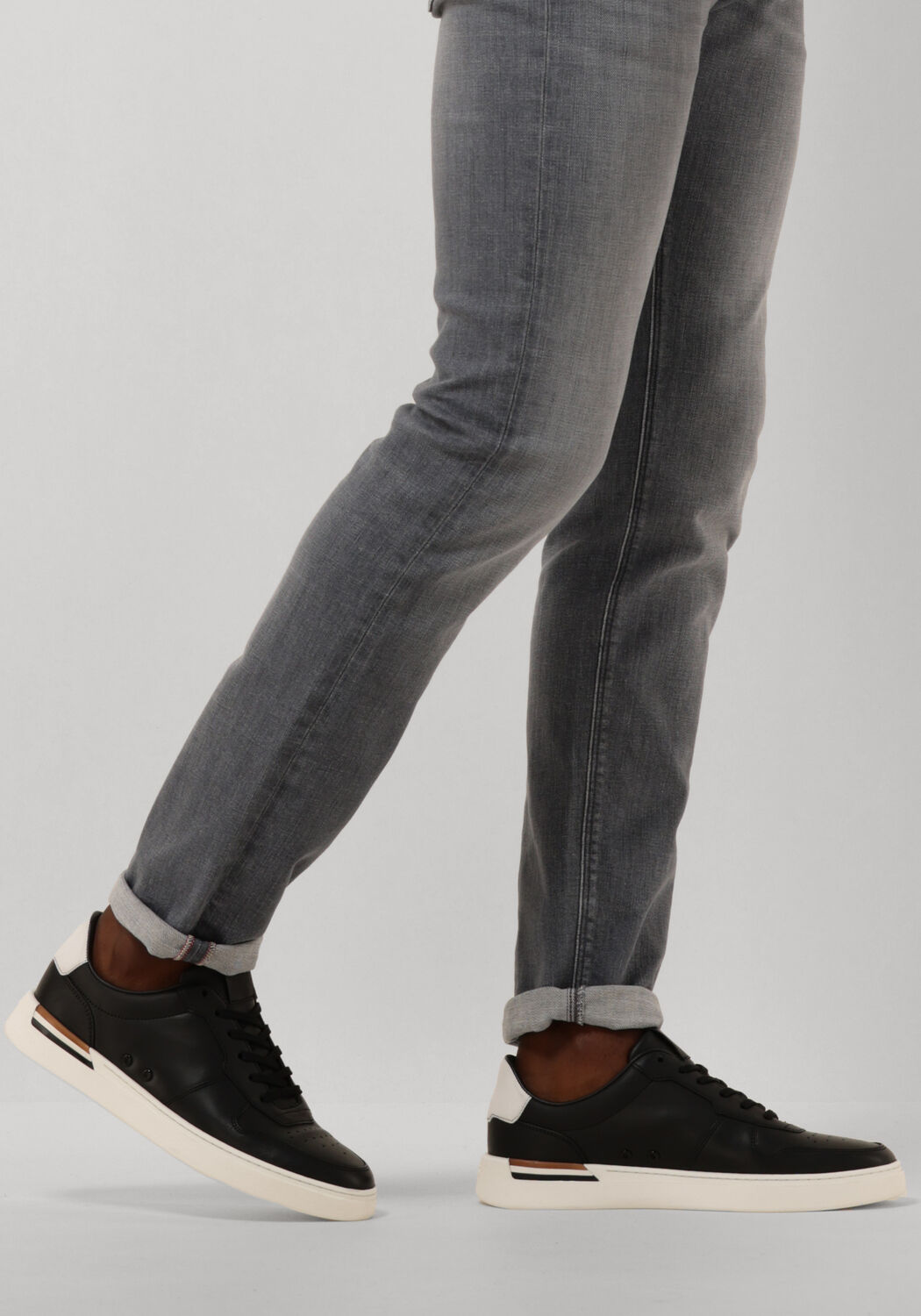 BOSS Baskets basses CLINT en noir - large