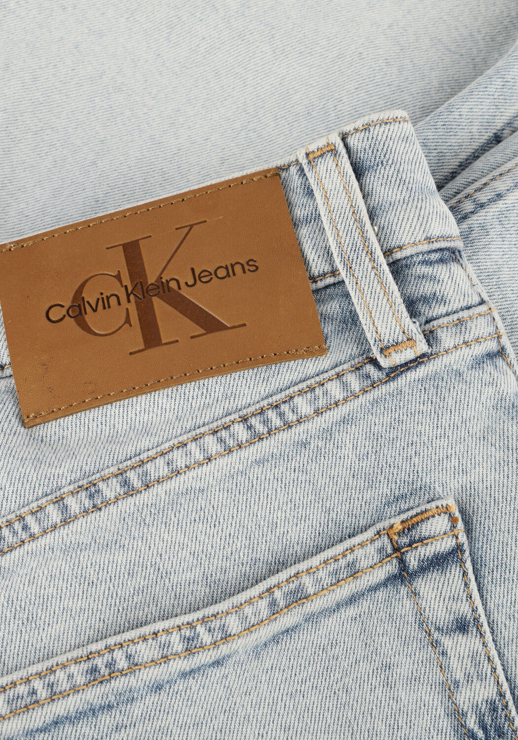 Lichtblauwe CALVIN KLEIN Jeans SLIM SHORT - large