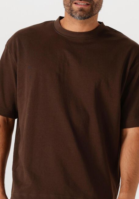 Bruine SELECTED HOMME T-shirt SLHLOOSEOSCAR SS O-NECK TEE NOOS - large