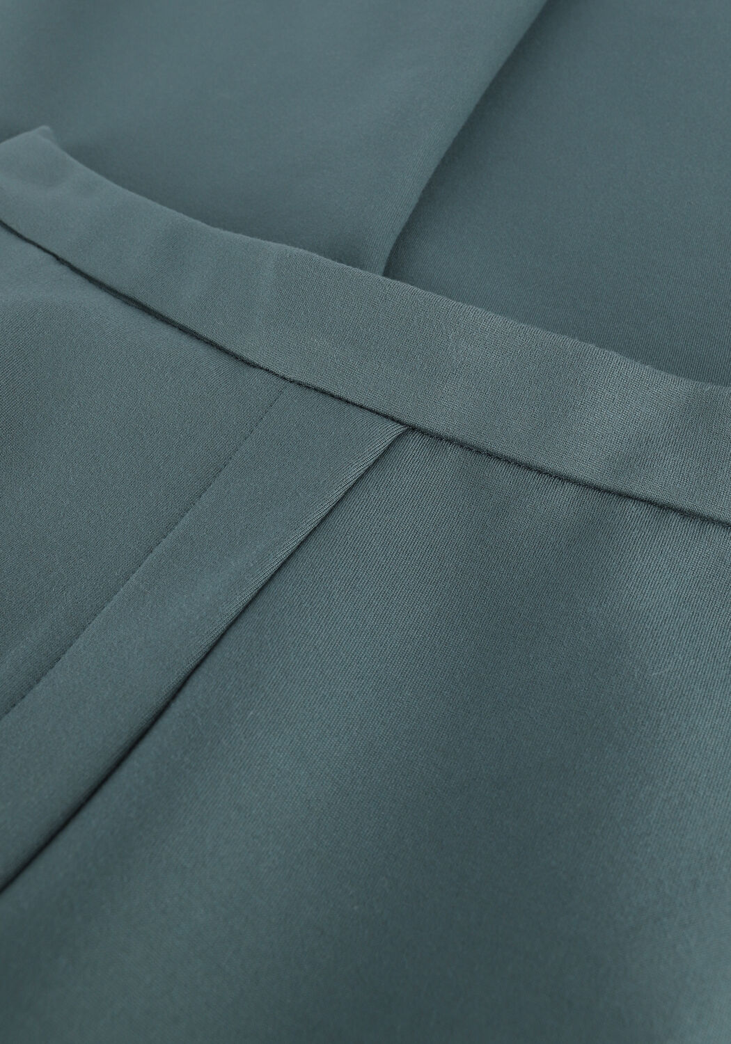 MODSTR&Ouml;M Pantalon &eacute;vas&eacute; TANNY FLARE PANTS en vert - large