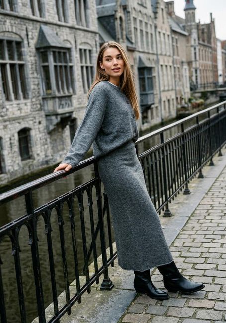 Donkergrijze EDITED Maxirok PANJA KNIT SKIRT - large