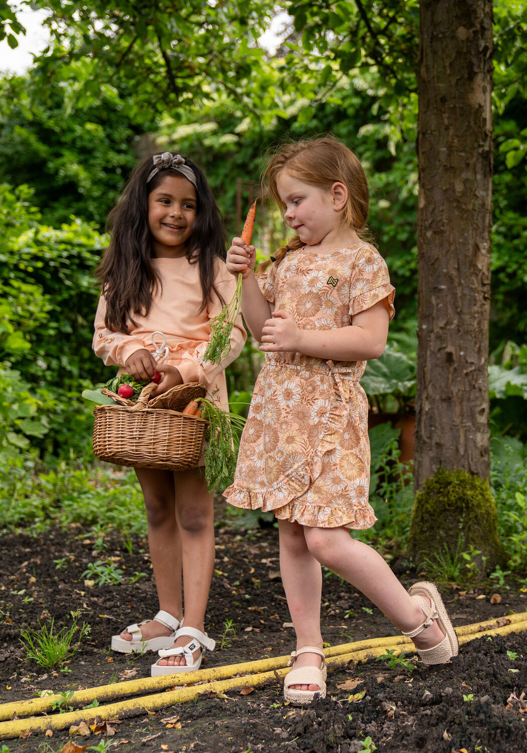 KOKO NOKO Mini robe P54916 en multicolore - large