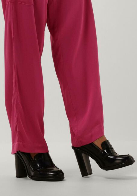 Zwarte TOMMY HILFIGER  TOMMY ESSENTIAL LOAFER Zwarte TOMMY HILFIGER  TOMMY ESSENTIAL LOAFER - large